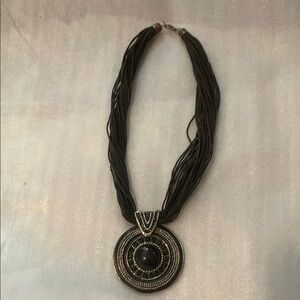 Elegant Black and silver Necklace